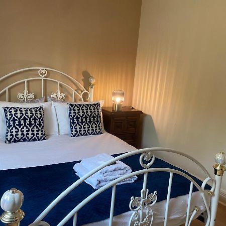 הוילה Ballyfarnon Kilronan 4 Bed House On Castle Grounds מראה חיצוני תמונה
